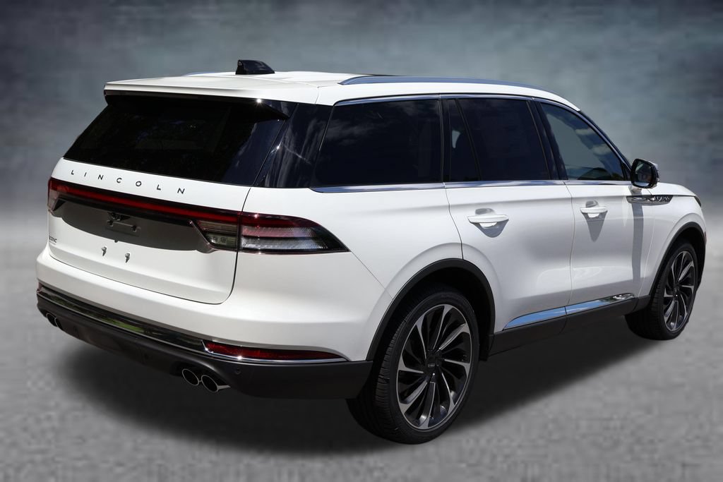 New 2026 Lincoln Aviator Reserve AWD/4WD image 3