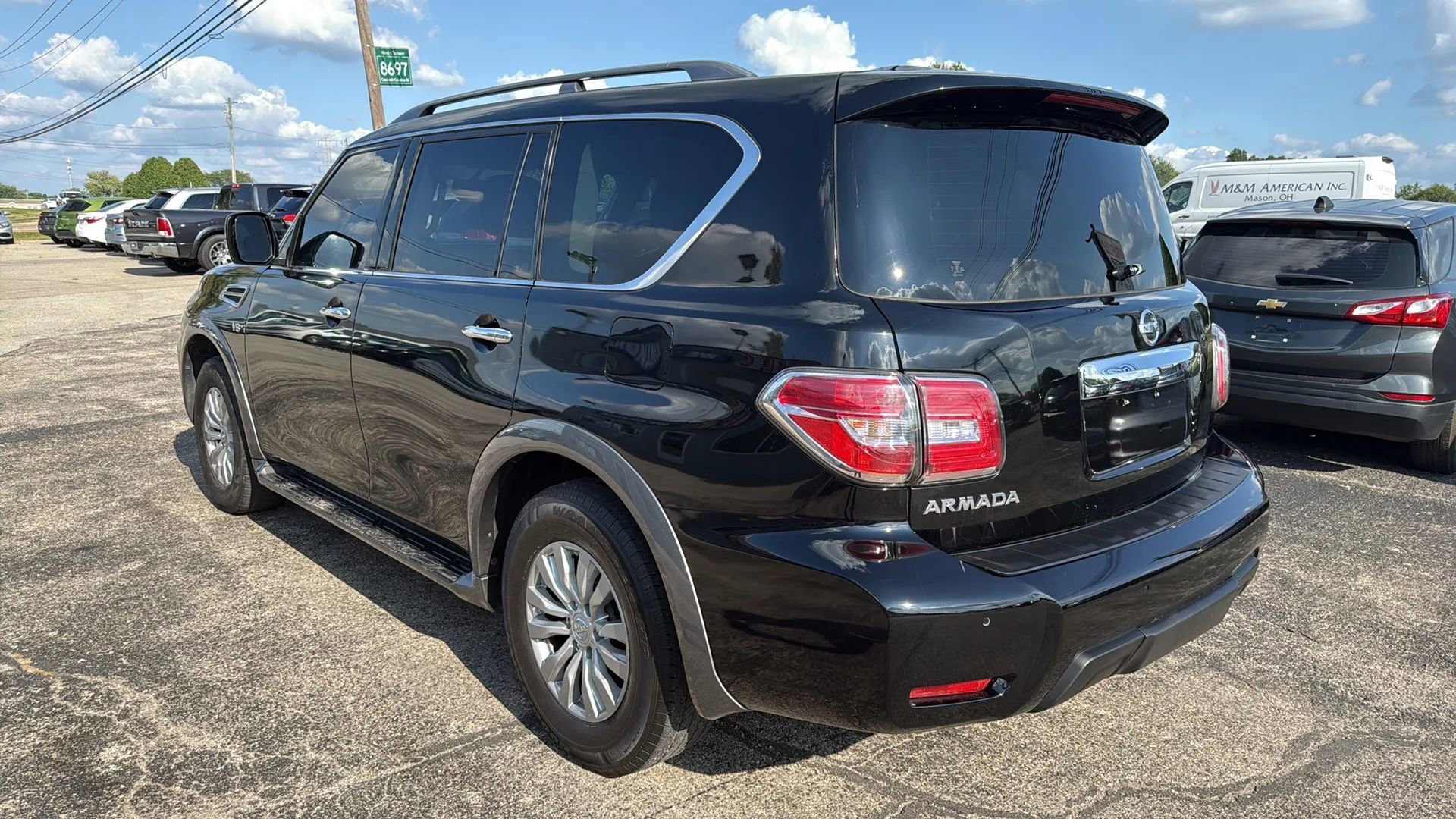 Used 2018 Nissan Armada SV w/ Driver Package image 3