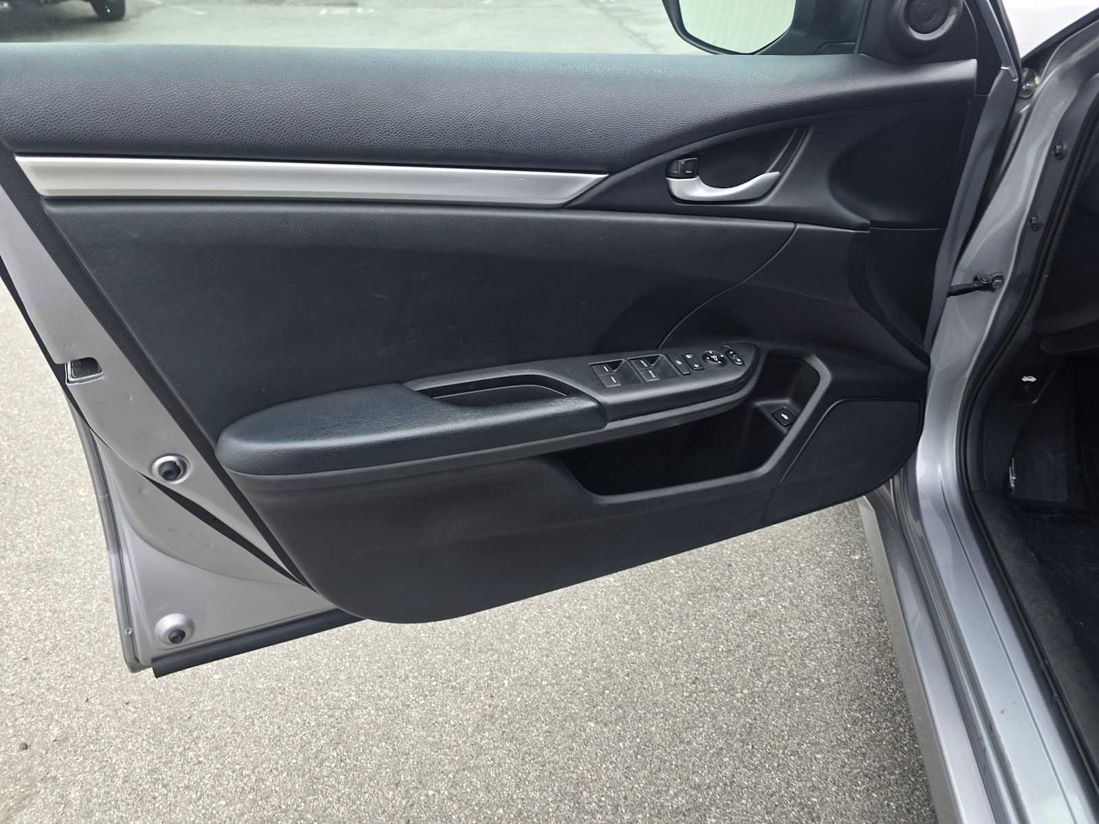 Used 2019 Honda Civic Sport image 21