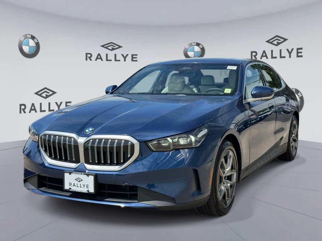 Certified 2026 BMW 530i xDrive w/ Premium Package AWD/4WD image 3