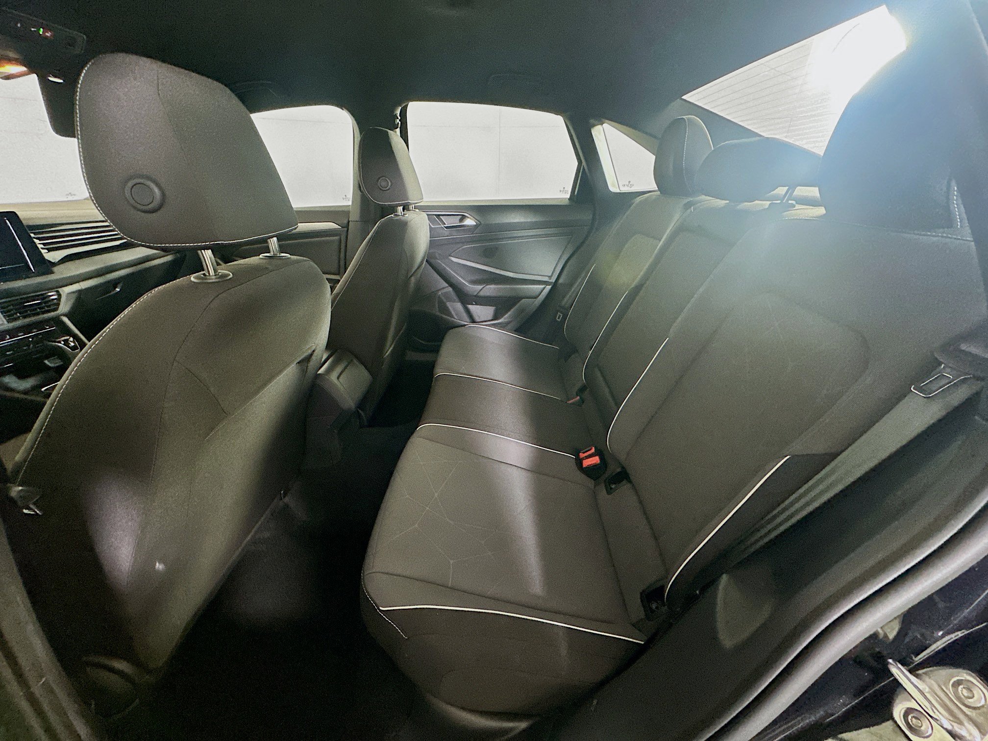 Used 2025 Volkswagen Jetta Sport image 27