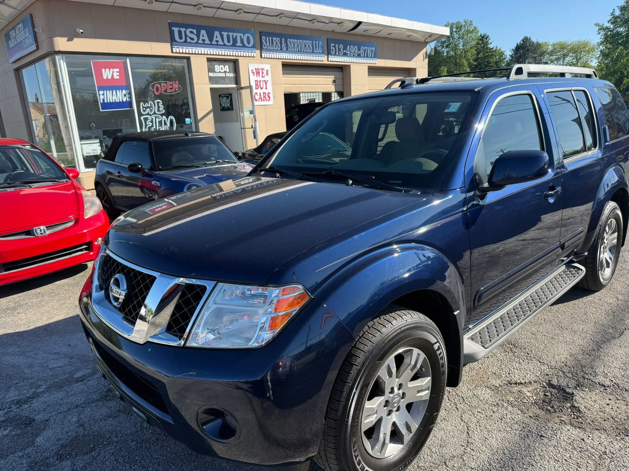 Used 2010 Nissan Pathfinder SE w/ SE Premium Journey Pkg RWD image 2