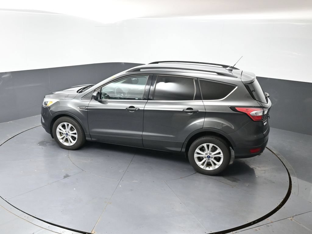 Used 2018 Ford Escape SE w/ SE Sync 3 Package FWD image 45