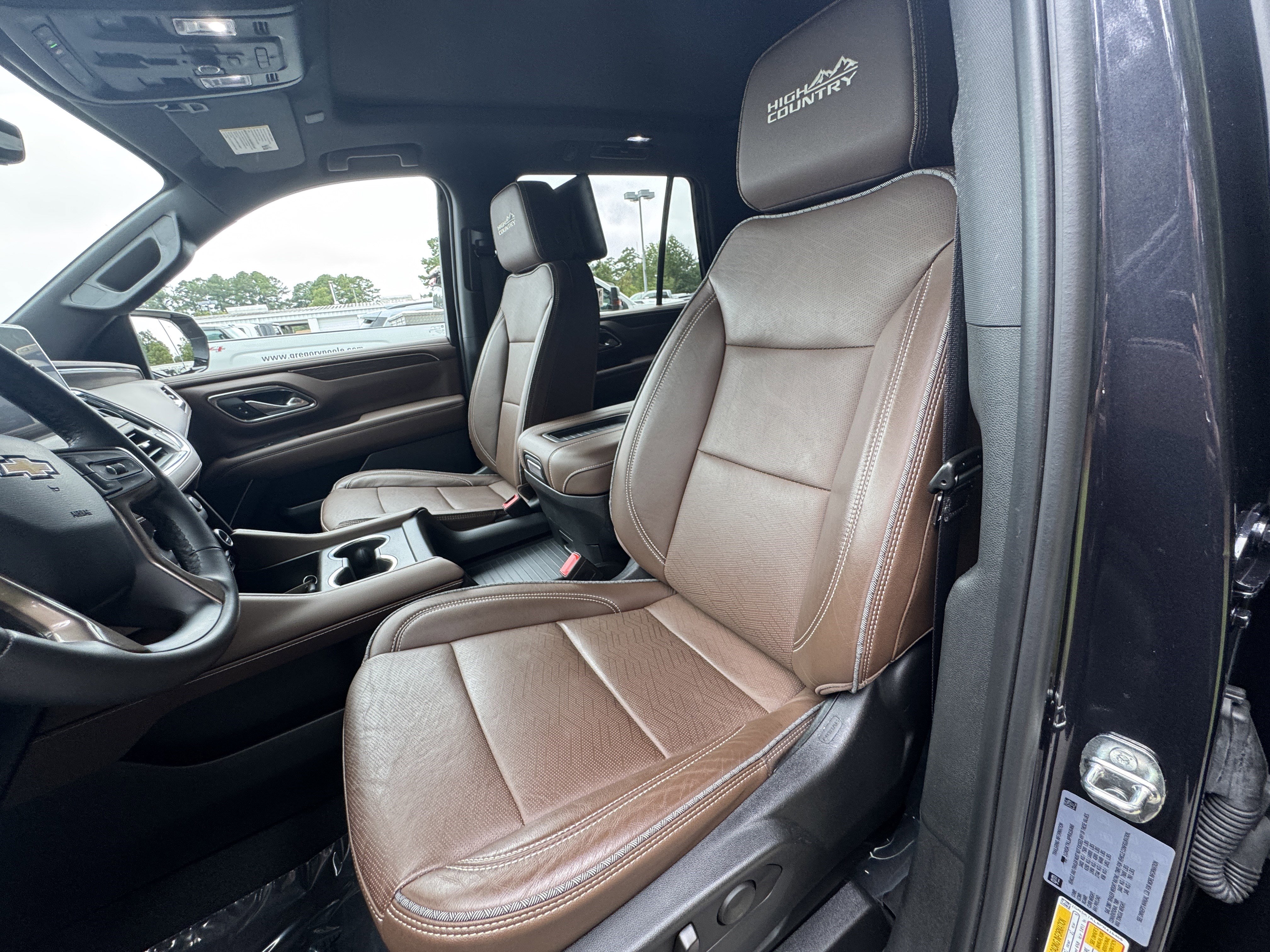 Used 2023 Chevrolet Tahoe High Country image 14