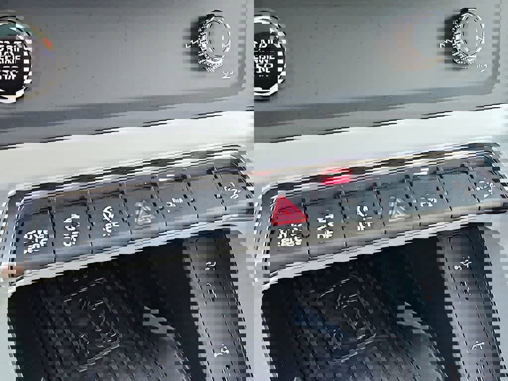 Used 2024 Audi Q3 2.0T Premium image 22