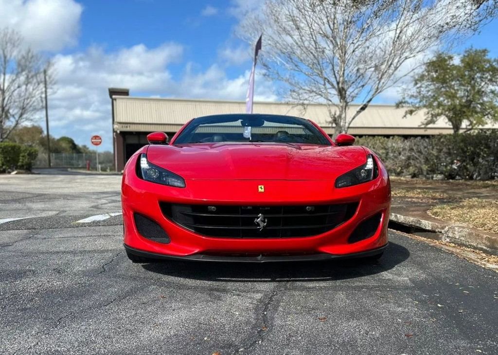 Used 2019 Ferrari Portofino image 6