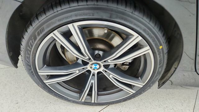 Used 2022 BMW 330i Sedan w/ Driving Assistance Package RWD image 59