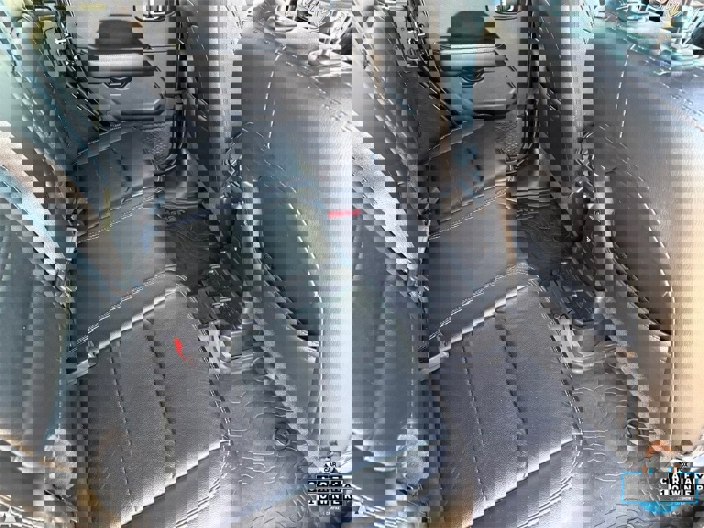 Used 2018 Jeep Wrangler Unlimited Sahara image 11