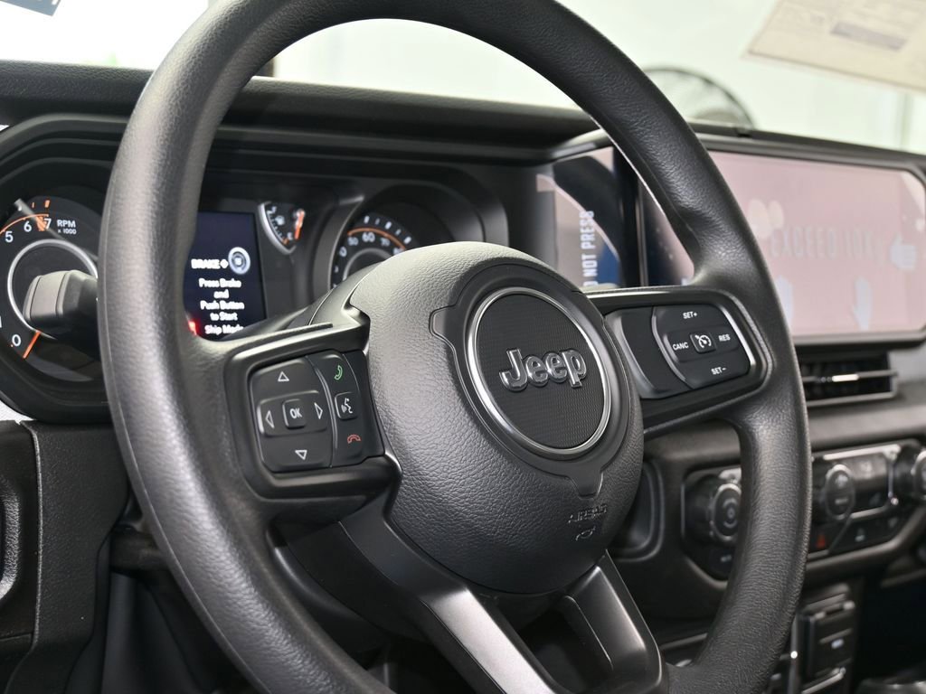 New 2026 Jeep Gladiator Sport AWD/4WD image 13