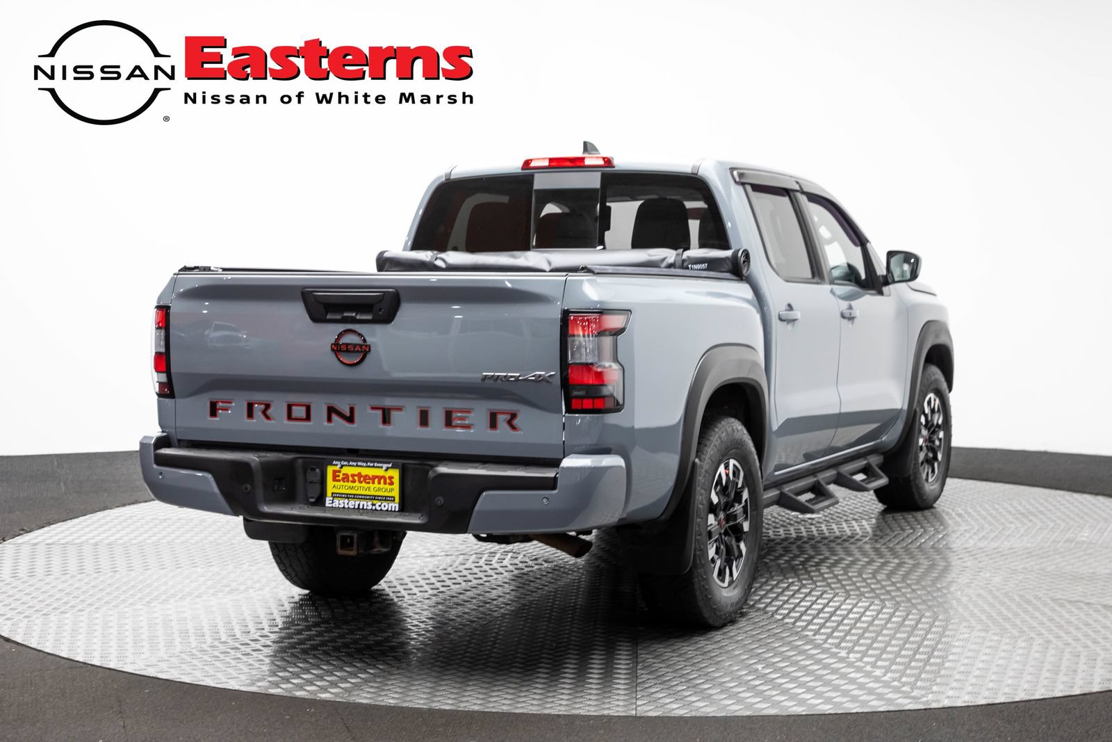 Used 2023 Nissan Frontier PRO-4X w/ Technology Package AWD/4WD image 5