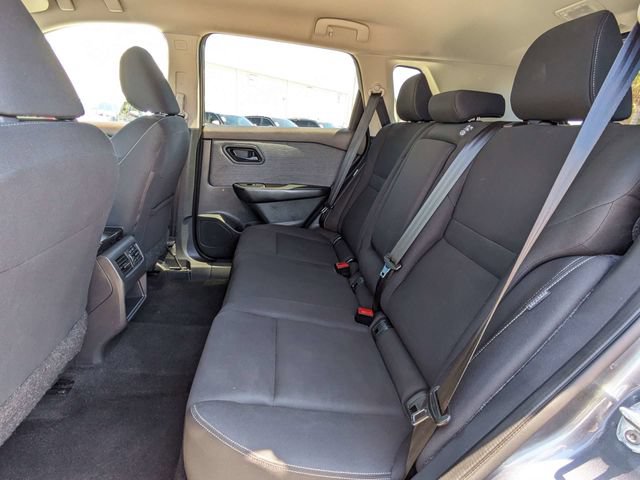Used 2023 Nissan Rogue S AWD/4WD image 15