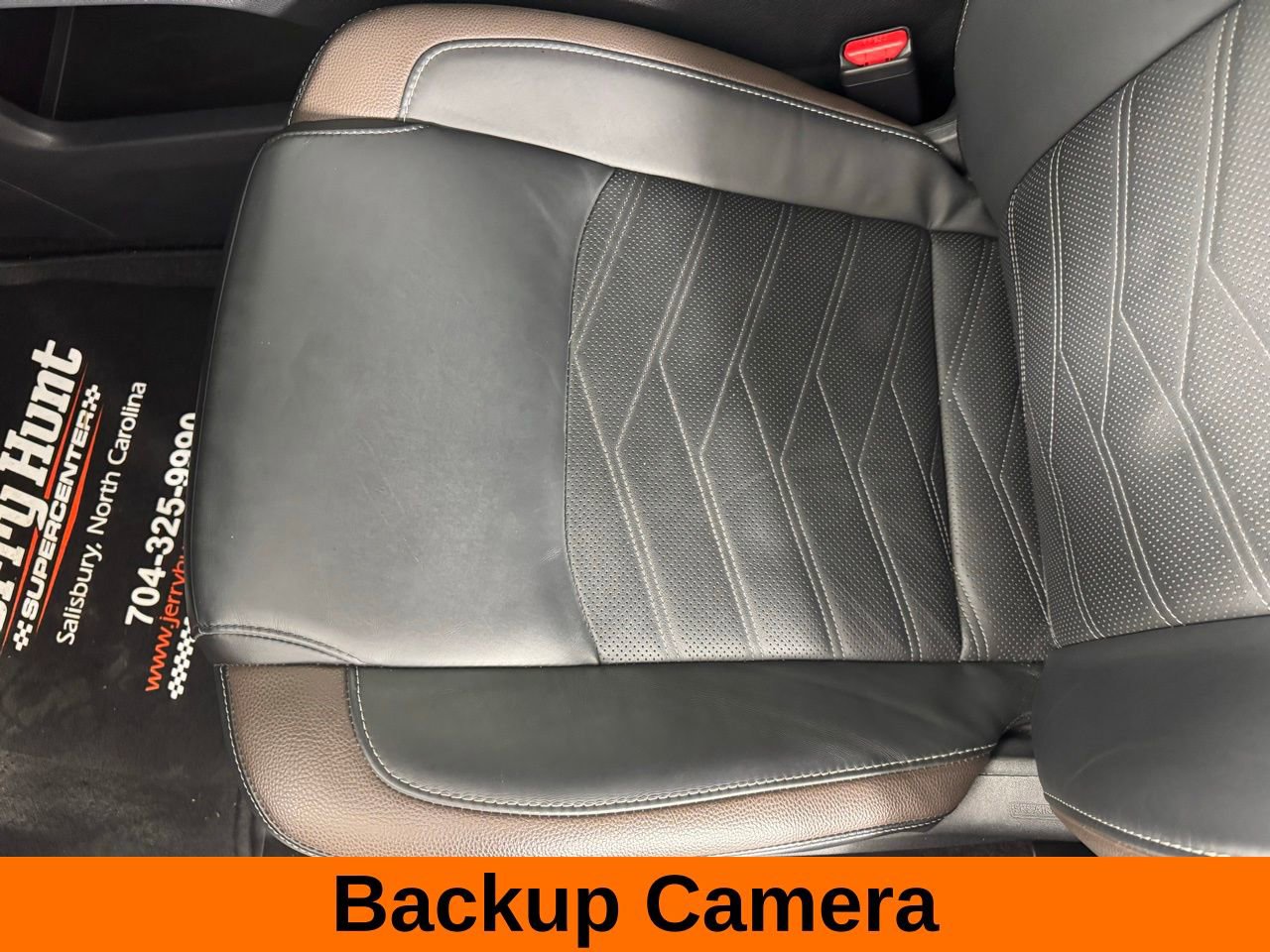 Used 2025 Nissan Pathfinder Platinum image 12