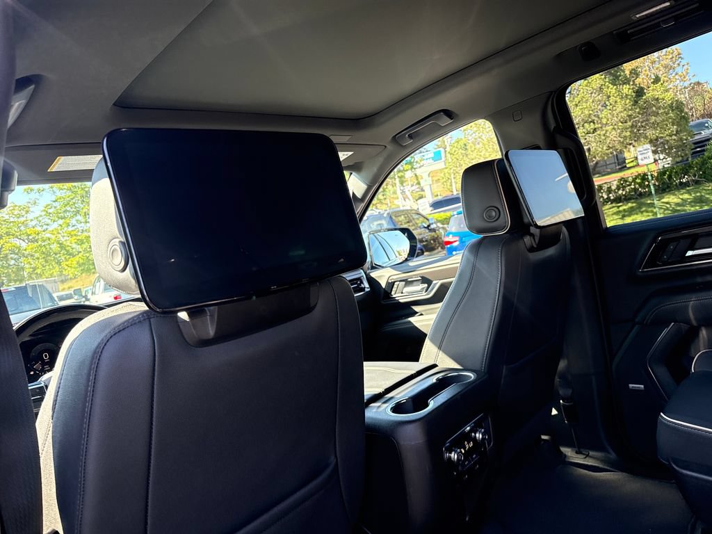 Used 2026 GMC Yukon XL Elevation w/ Elevation Premium Package AWD/4WD image 25