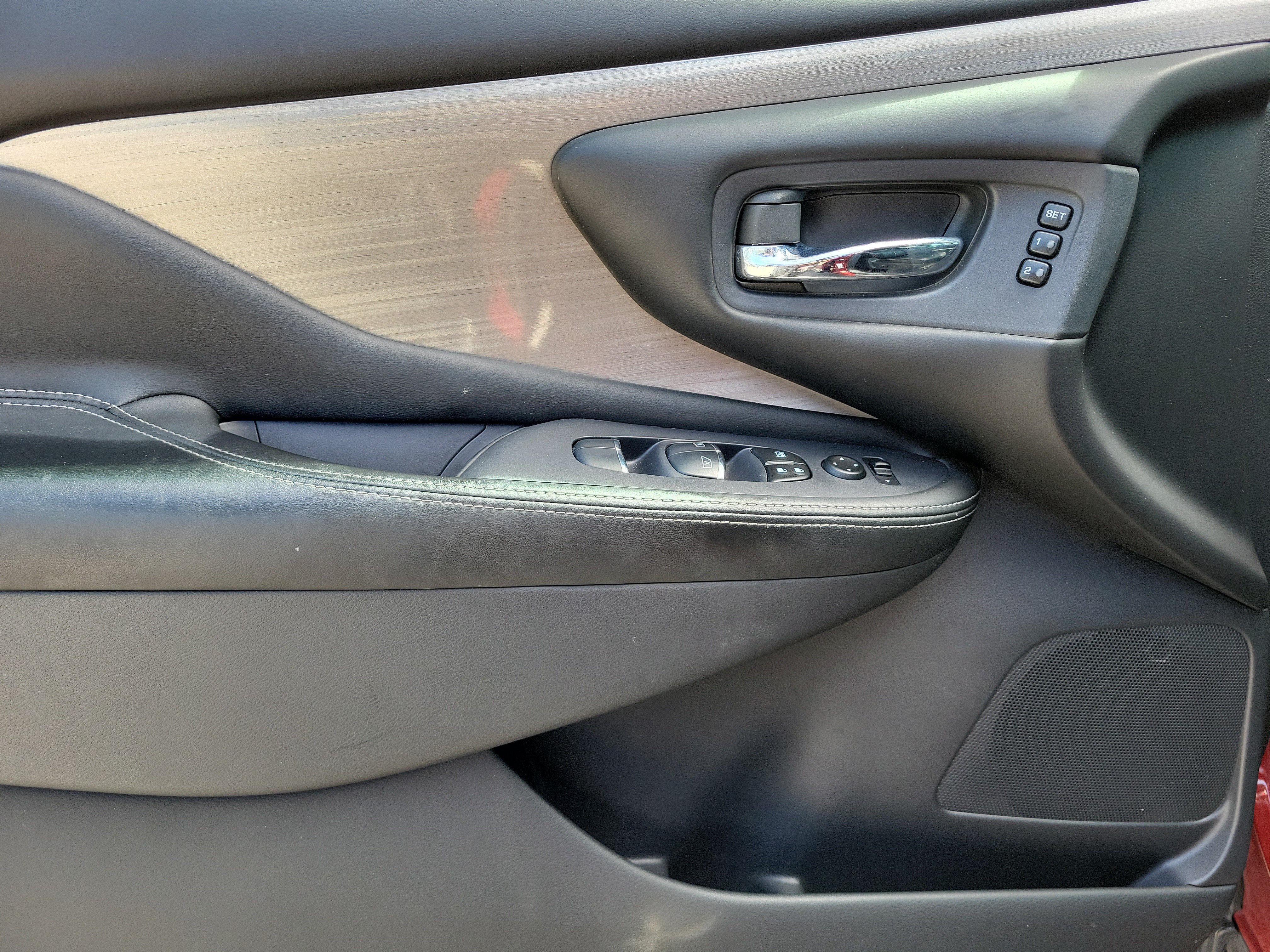 Used 2018 Nissan Murano SL w/ Cargo Package FWD image 15