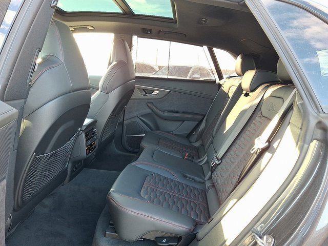 New 2026 Audi RS Q8 performance image 6