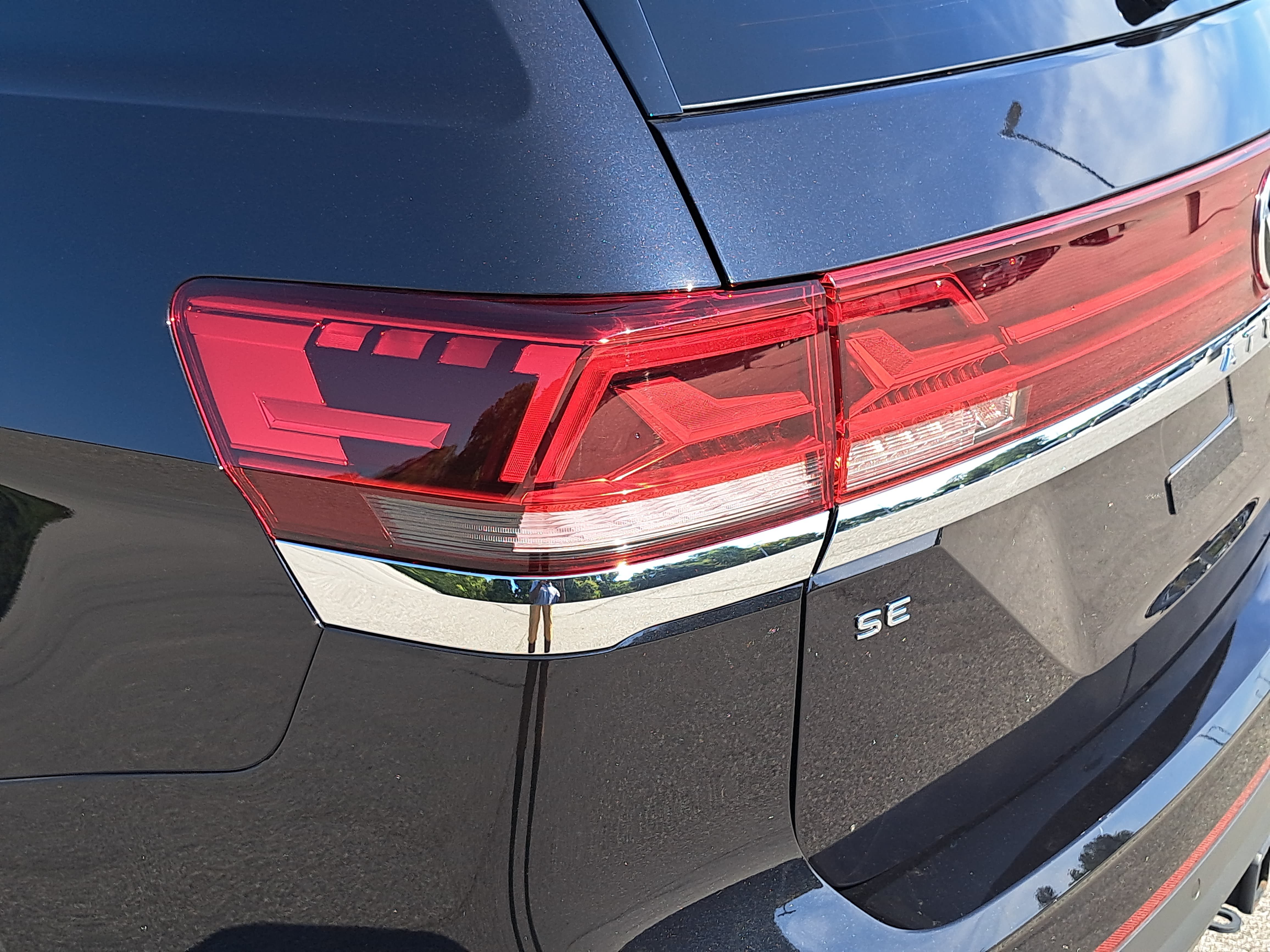 Certified 2026 Volkswagen Atlas SE w/ Panoramic Sunroof Package FWD image 37