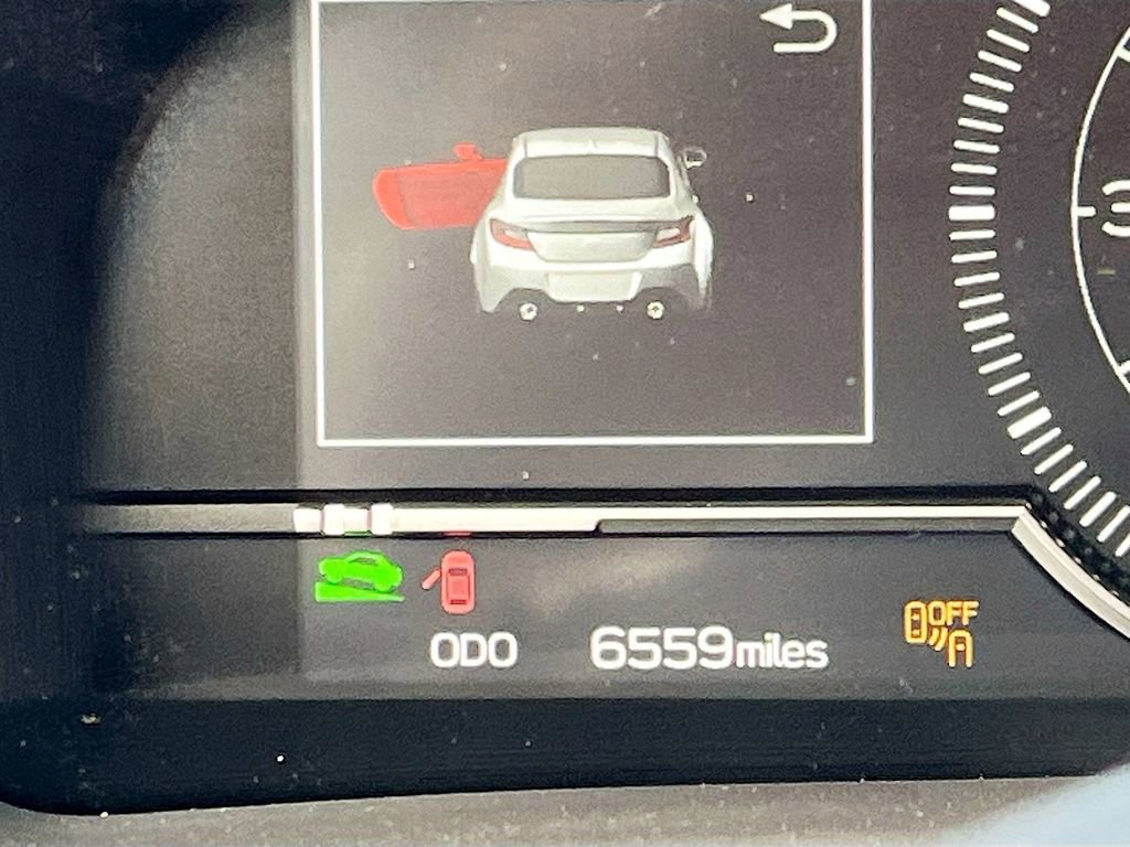 Used 2025 Toyota GR86 Premium w/ ALL Weather Mat Package (TMS) image 12