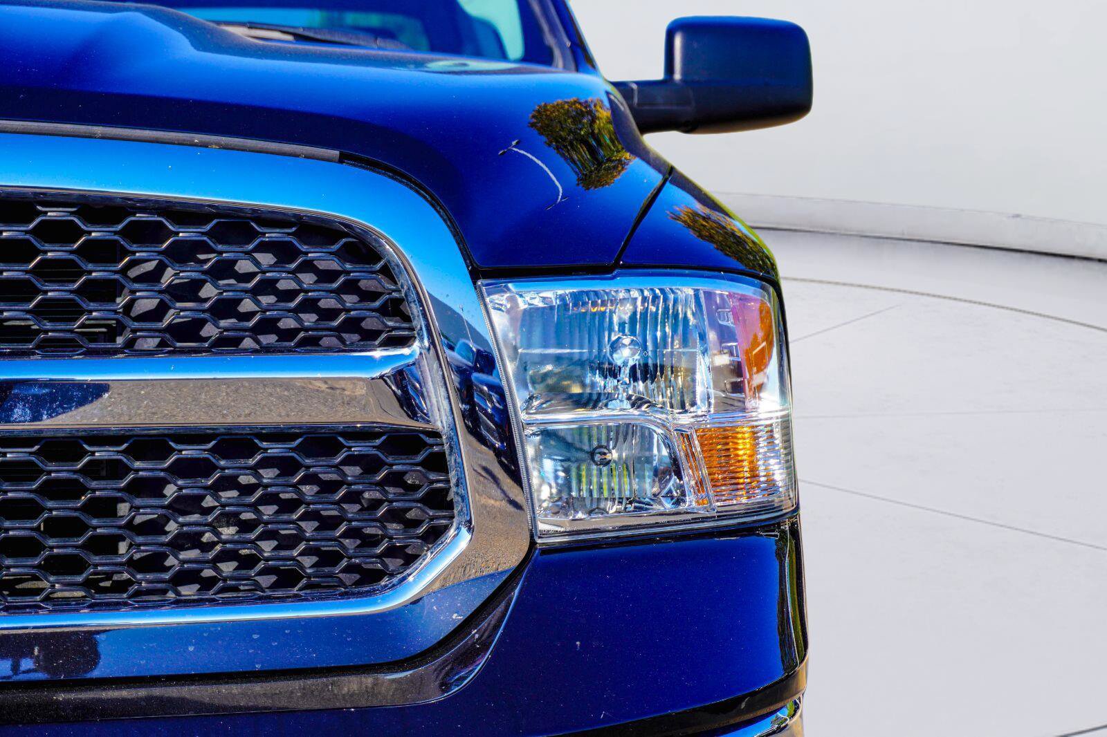 Used 2024 RAM 1500 Tradesman w/ Chrome Plus Package AWD/4WD image 5