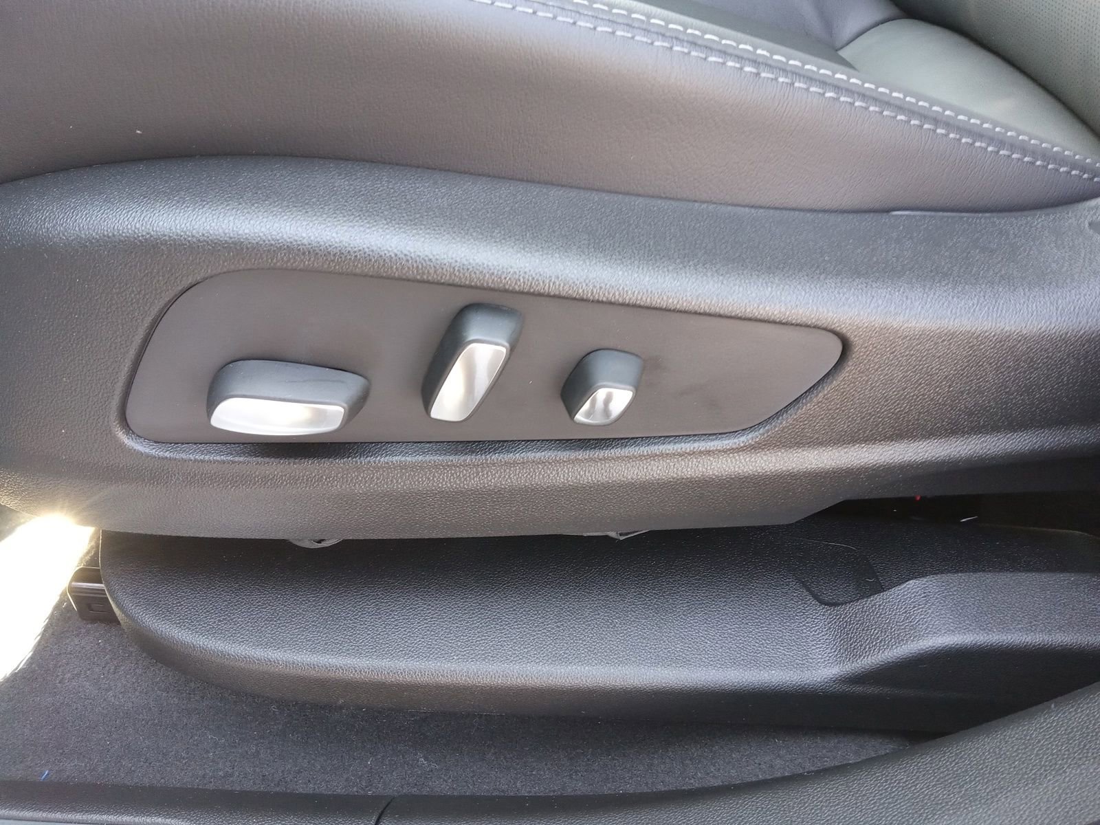 New 2026 Cadillac XT5 Premium Luxury image 18