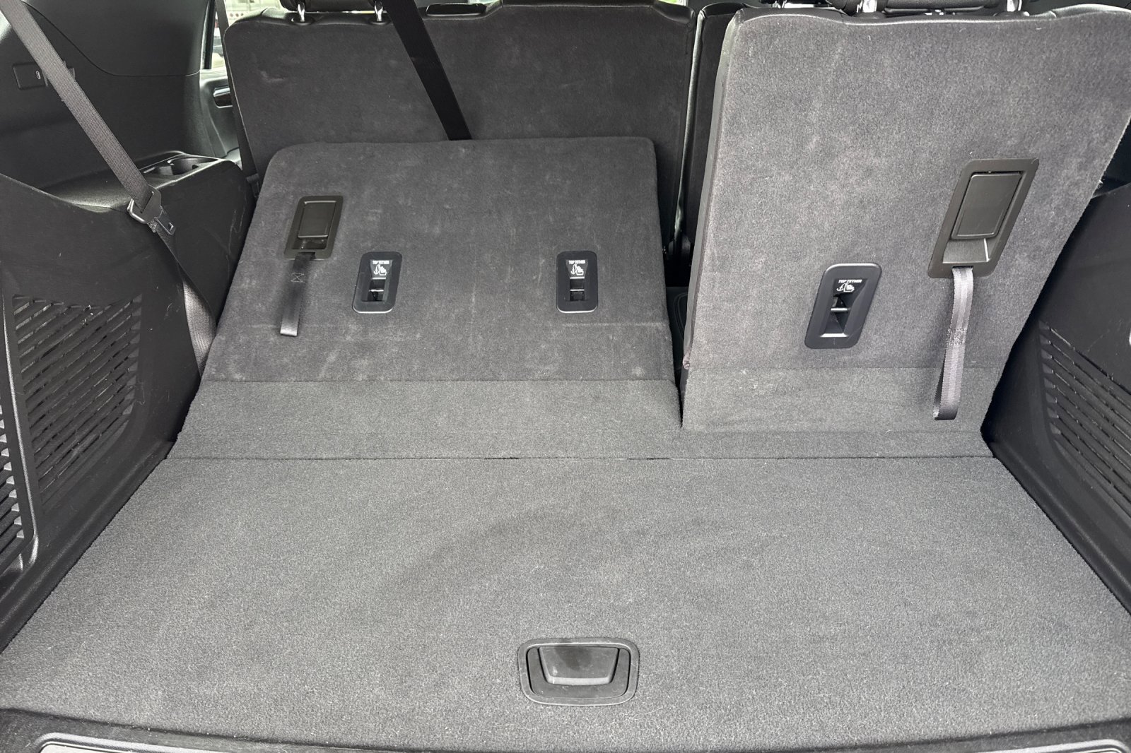 Used 2025 Chevrolet Tahoe Z71 image 20