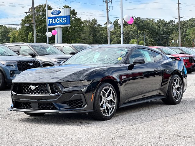 Certified 2026 Ford Mustang GT Premium w/ GT Performance Package RWD image 3