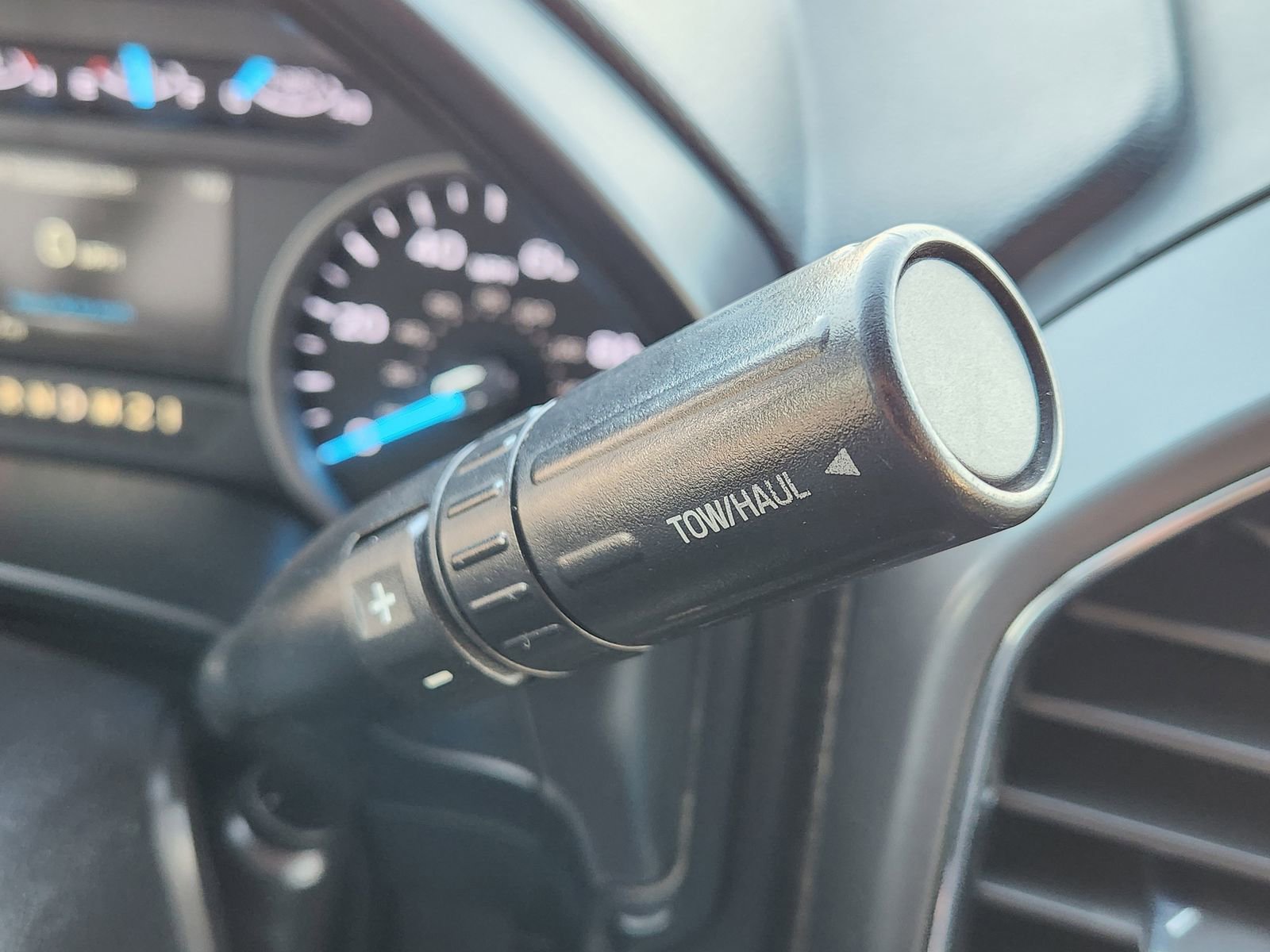 Used 2019 Ford F250 XLT w/ XLT Value Package image 26