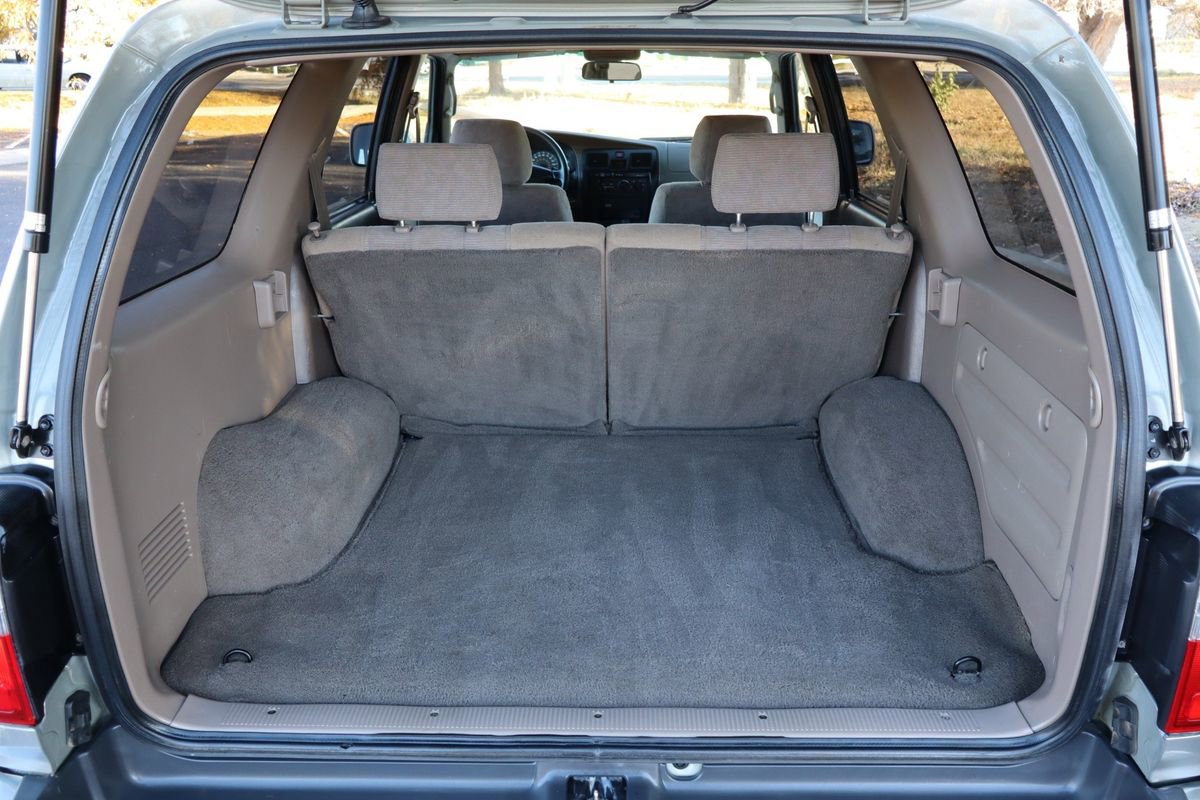 Used 2000 Toyota 4Runner SR5 w/ Upgrade Value Pkg 4 image 14