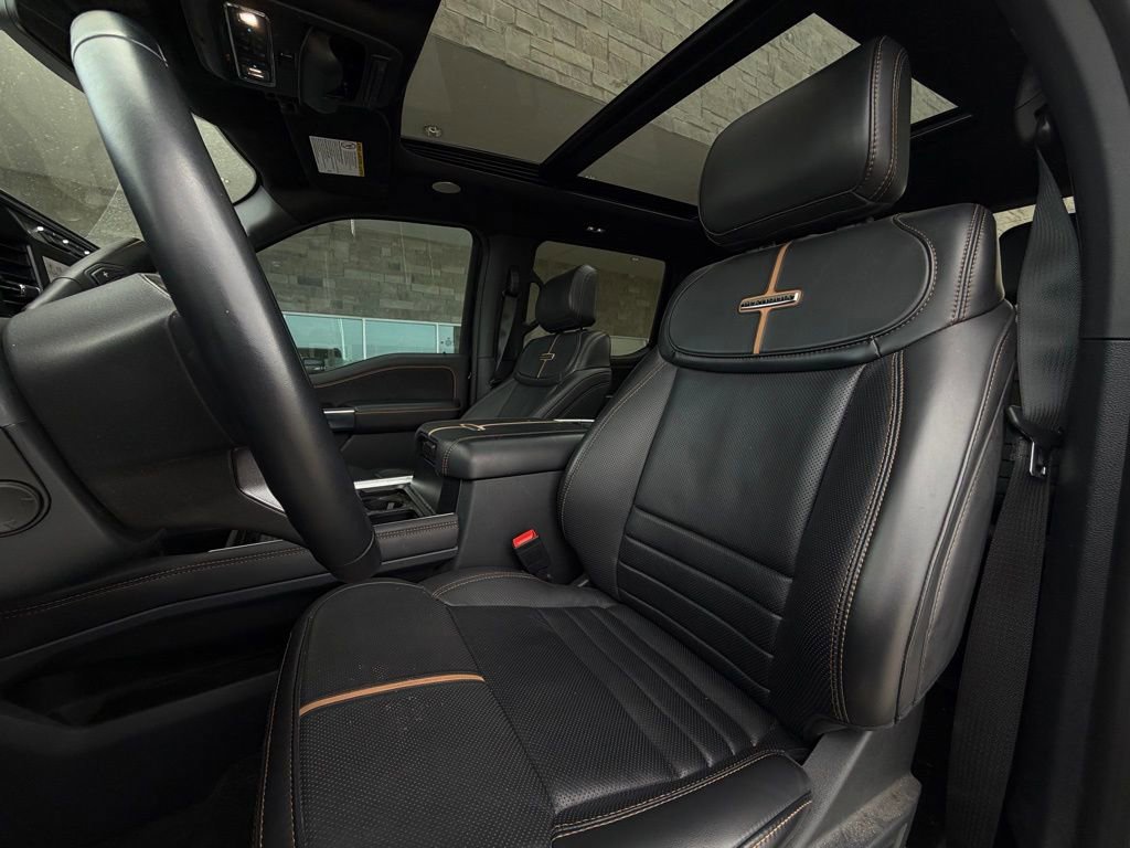 Used 2024 Ford F250 Platinum image 5