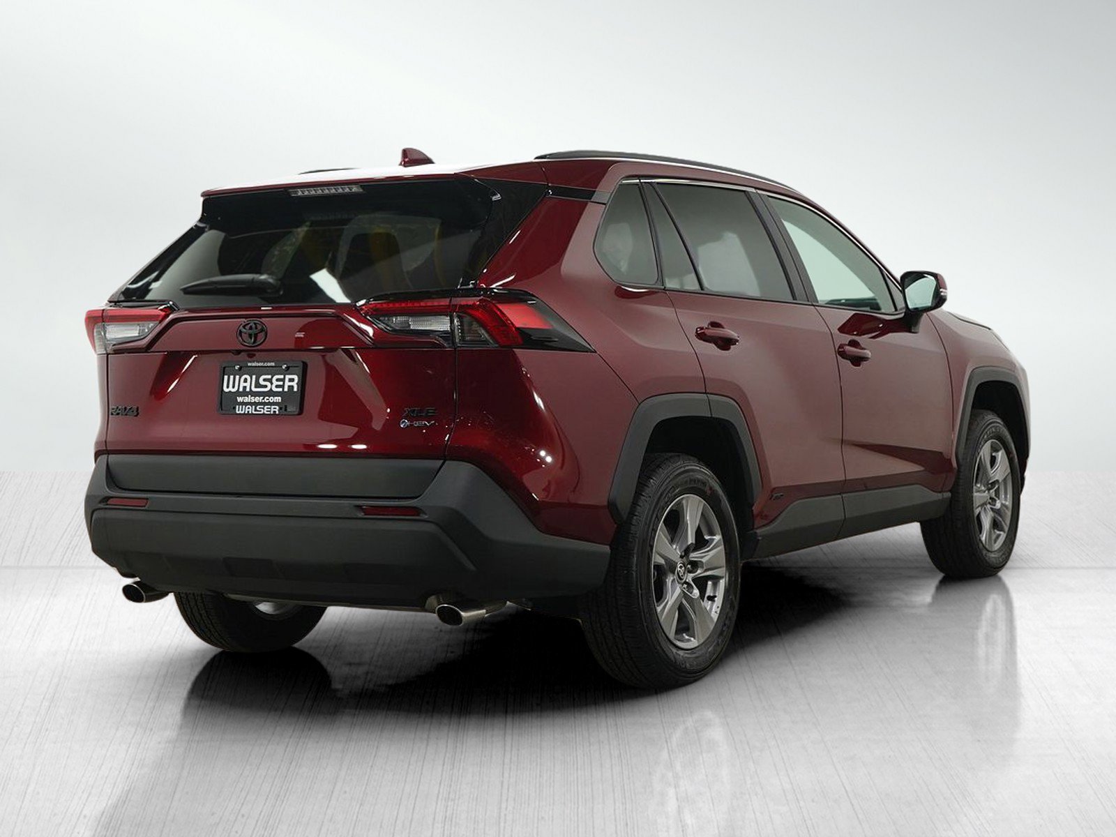 Used 2025 Toyota RAV4 XLE w/ Convenience Package AWD/4WD image 5