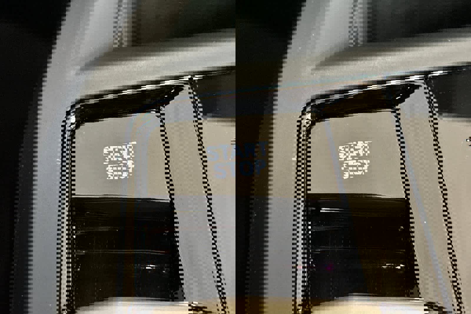 Used 2023 BMW iX xDrive50 w/ Sport Package image 23