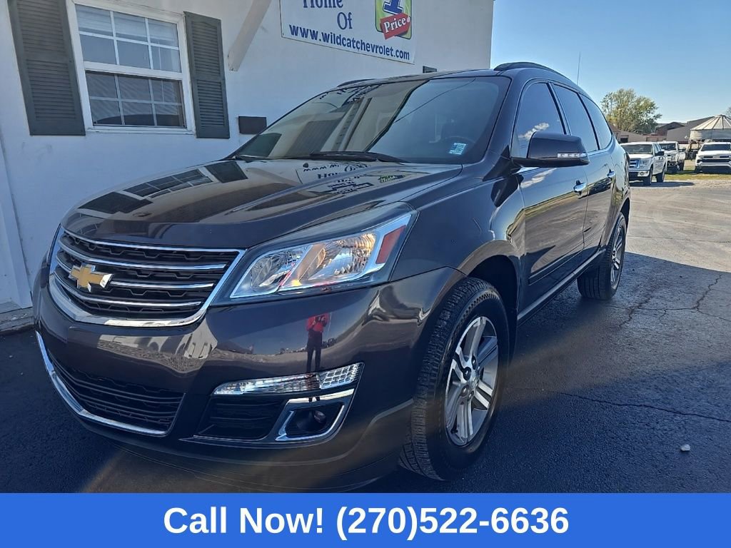 Used 2017 Chevrolet Traverse LT image 3