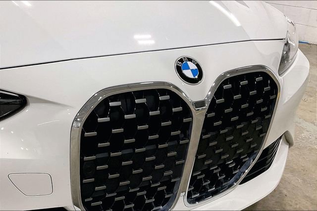 Used 2023 BMW 430i xDrive Convertible w/ Convenience Package image 28