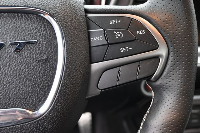 Used 2016 Dodge Challenger SRT Hellcat RWD image 25