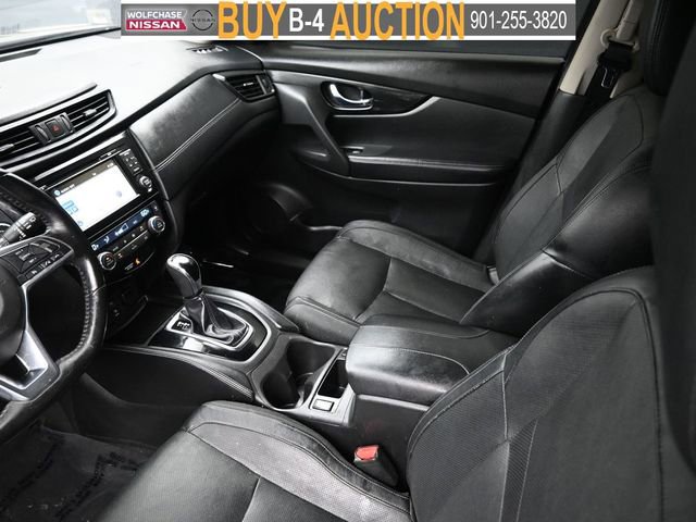 Used 2017 Nissan Rogue SL image 16