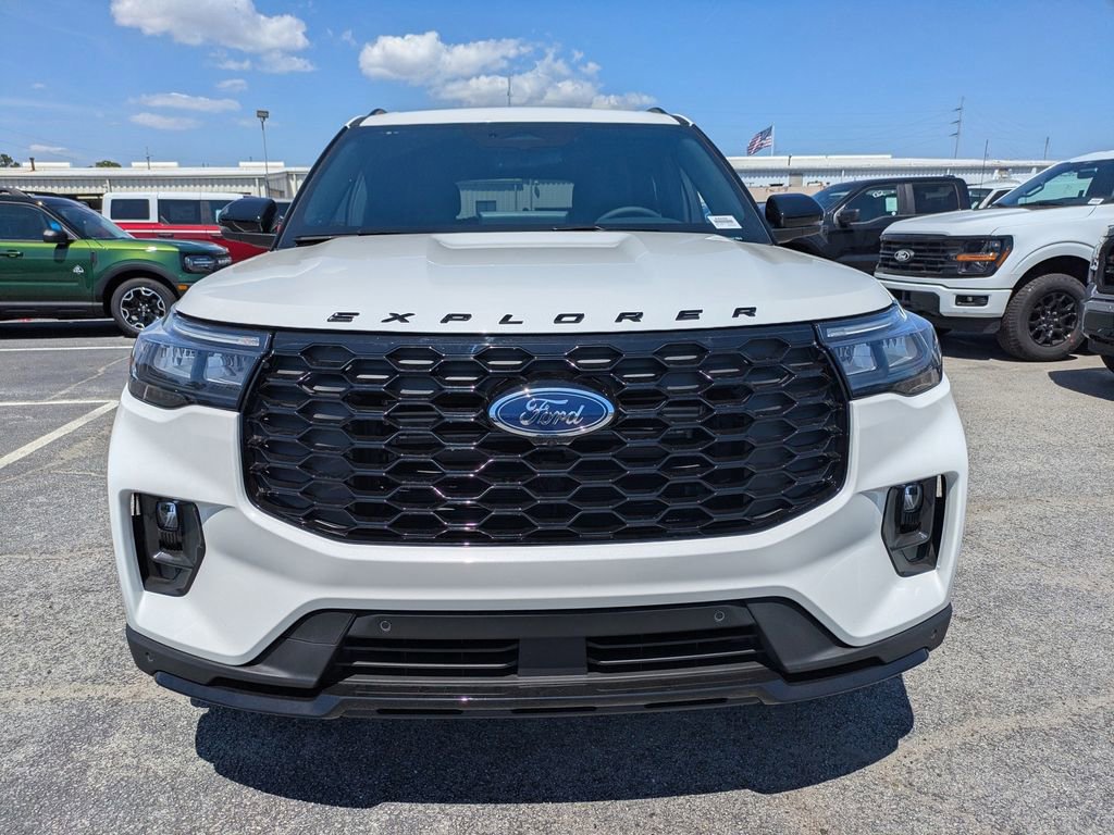 New 2026 Ford Explorer ST-Line image 9