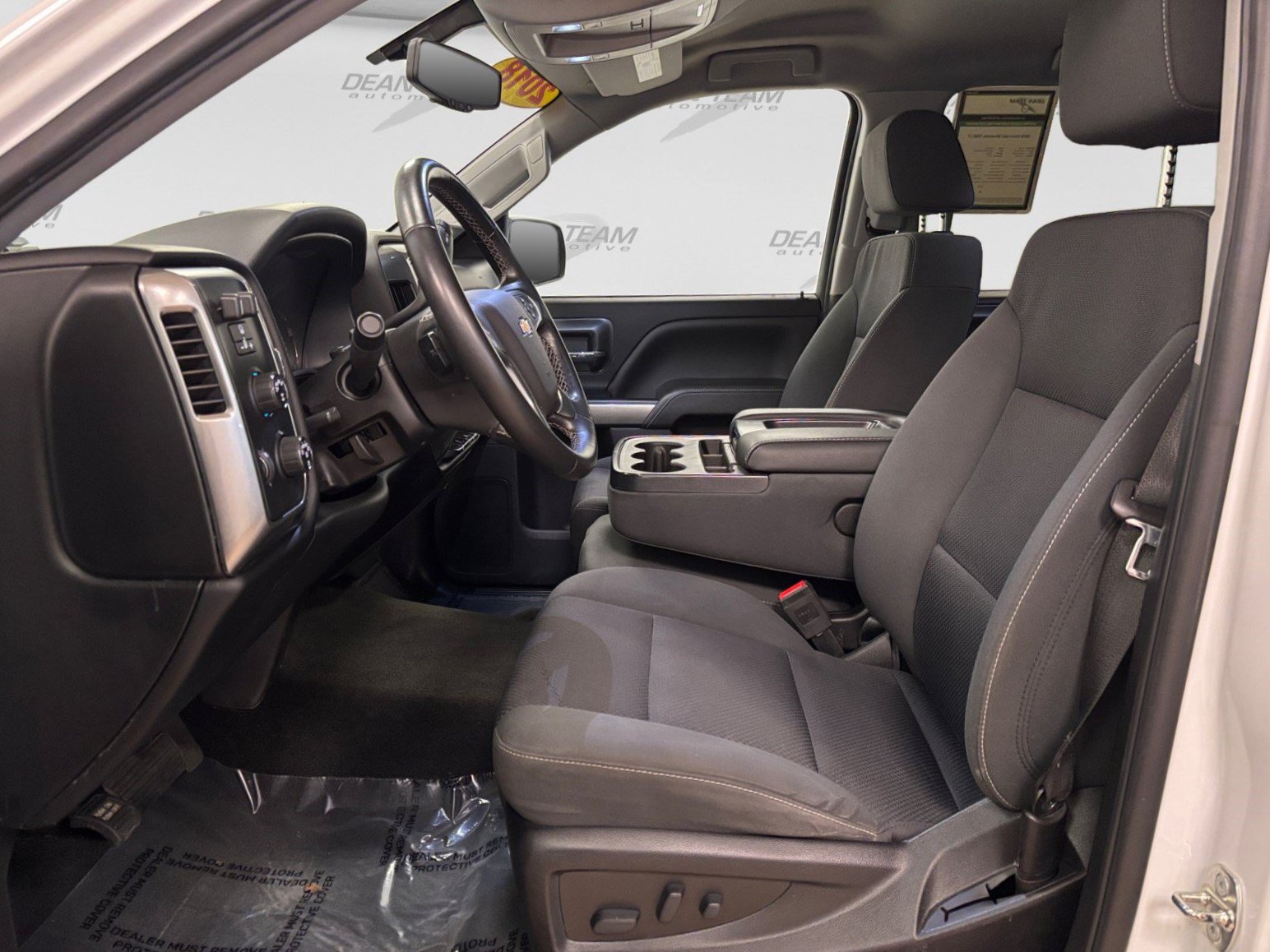 Used 2018 Chevrolet Silverado 1500 LT w/ All Star Edition AWD/4WD image 9