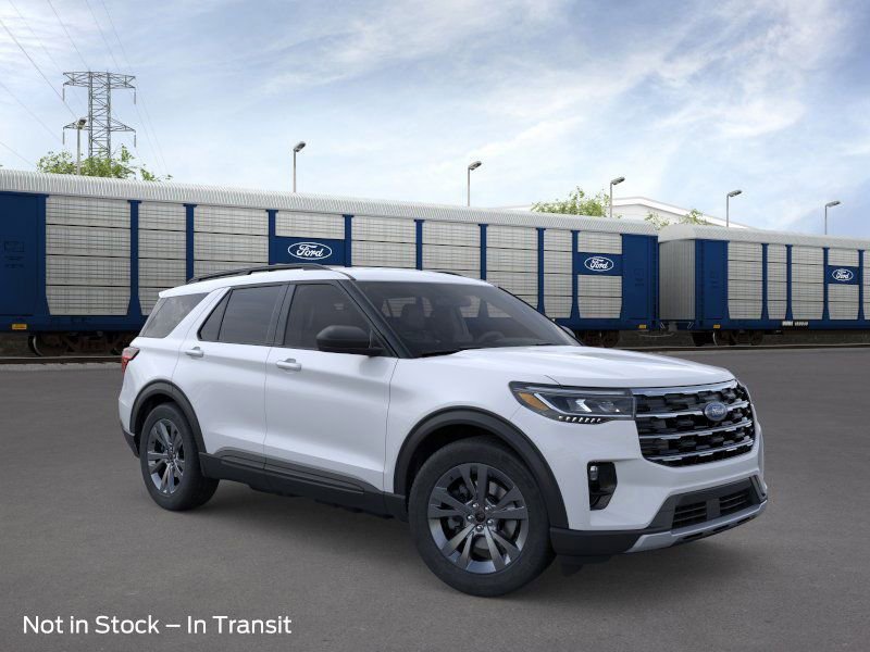 New 2026 Ford Explorer Active w/ Active Comfort Package image 7