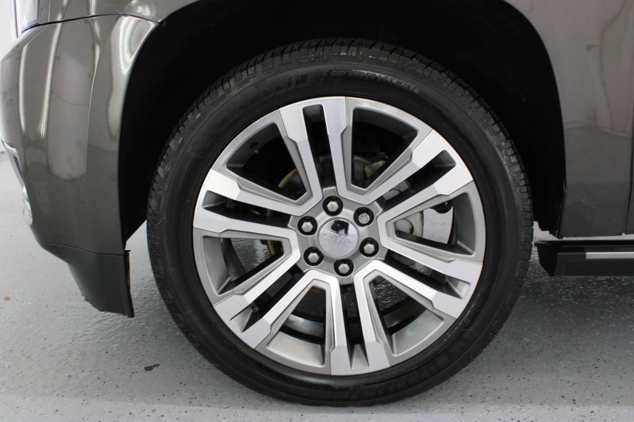 Used 2019 GMC Yukon XL Denali w/ Denali Ultimate Package AWD/4WD image 86