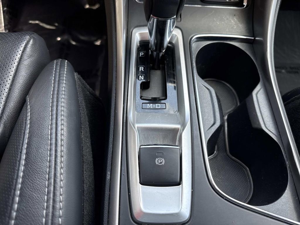 Used 2019 Subaru Ascent Limited AWD/4WD image 39