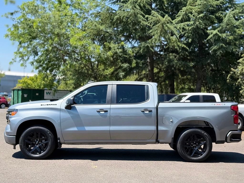 Used 2024 Chevrolet Silverado 1500 Custom w/ LPO, Dark Essentials Package AWD/4WD image 2