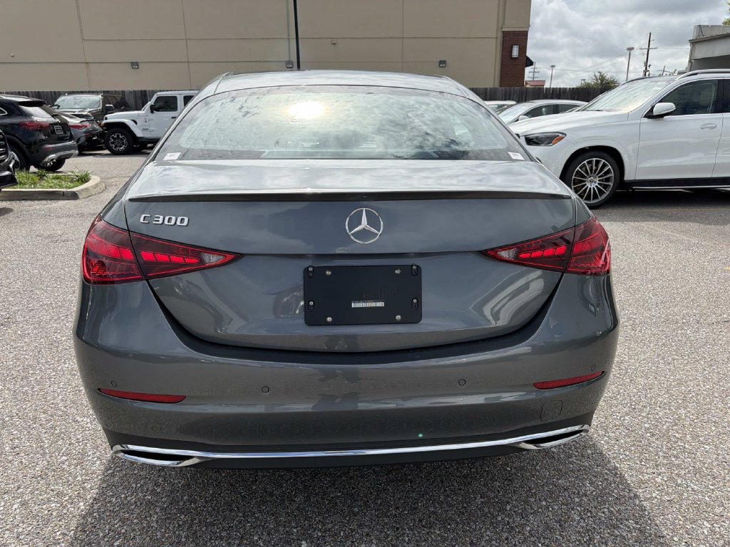 Used 2026 Mercedes-Benz C 300 Sedan image 4