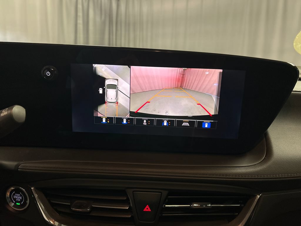 New 2026 Buick Encore GX Avenir w/ Avenir Technology Package FWD image 16