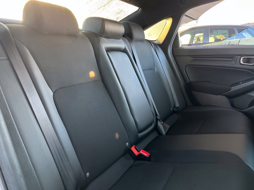 Used 2025 Honda Civic Sport image 29