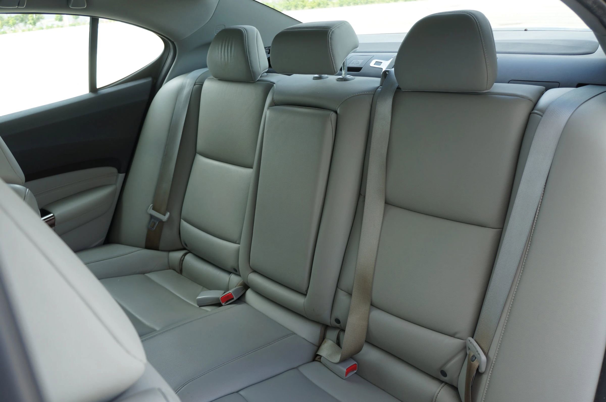 Used 2016 Acura TLX image 31