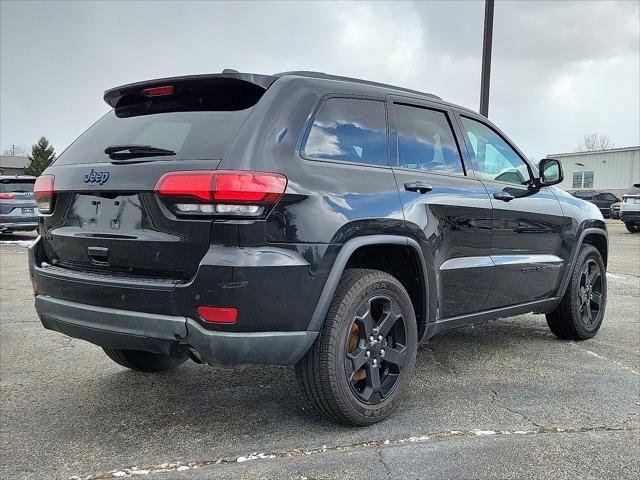 Used 2019 Jeep Grand Cherokee Laredo AWD/4WD image 25