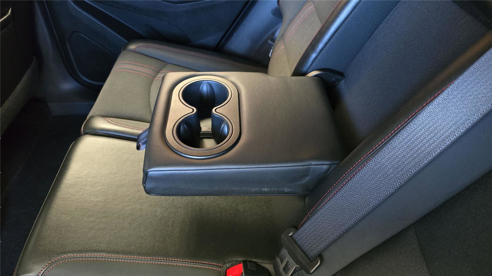 Used 2024 Chevrolet Equinox RS image 24