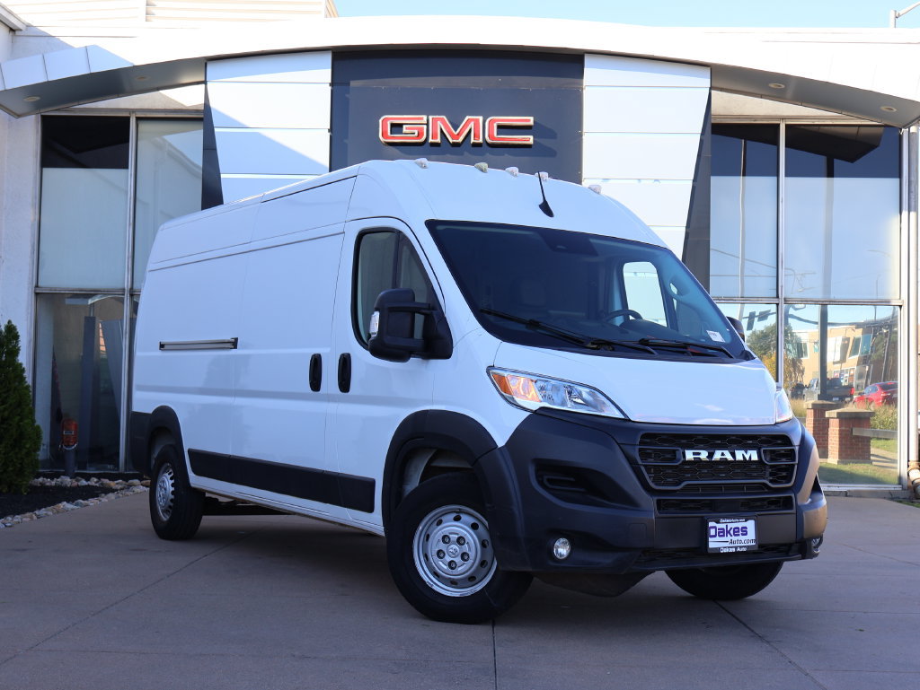 Used 2024 RAM ProMaster 2500 w/ Premium Convenience Group FWD image 2