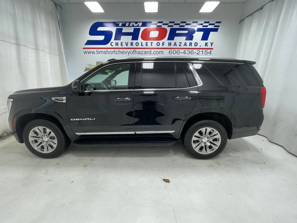 Used 2025 GMC Yukon Denali AWD/4WD image 9
