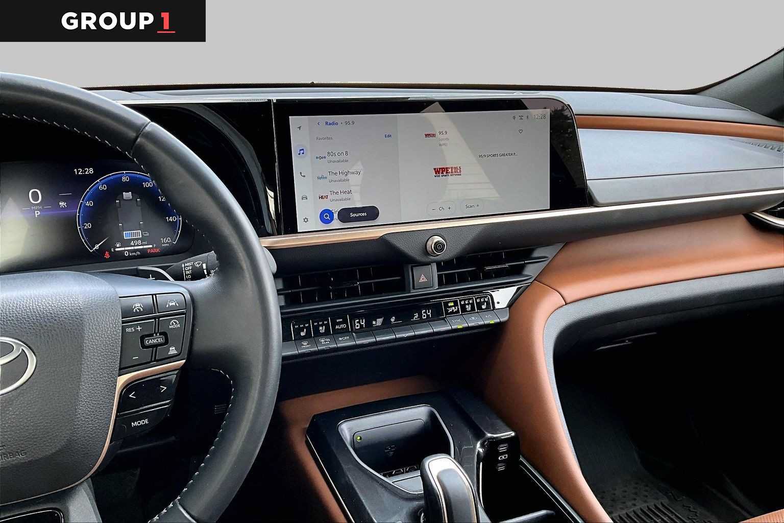 Certified 2025 Toyota Crown Signia AWD/4WD image 7
