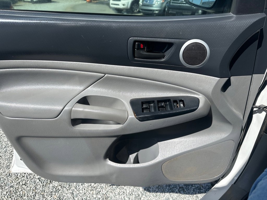 Used 2014 Toyota Tacoma 4x4 Double Cab w/ TRD Off-Road Package image 20